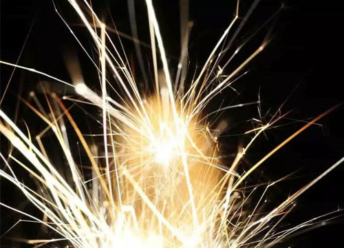 焊接機(jī)器人有什么不同？區(qū)別在這